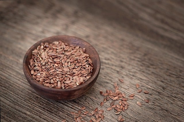 Does Eating Flaxseed Have Any Benefits? The Research Reviewed