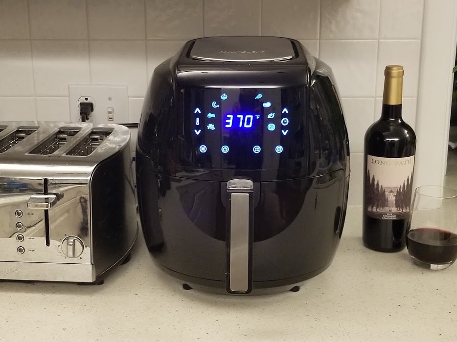 Gowise air fryer on the countertop